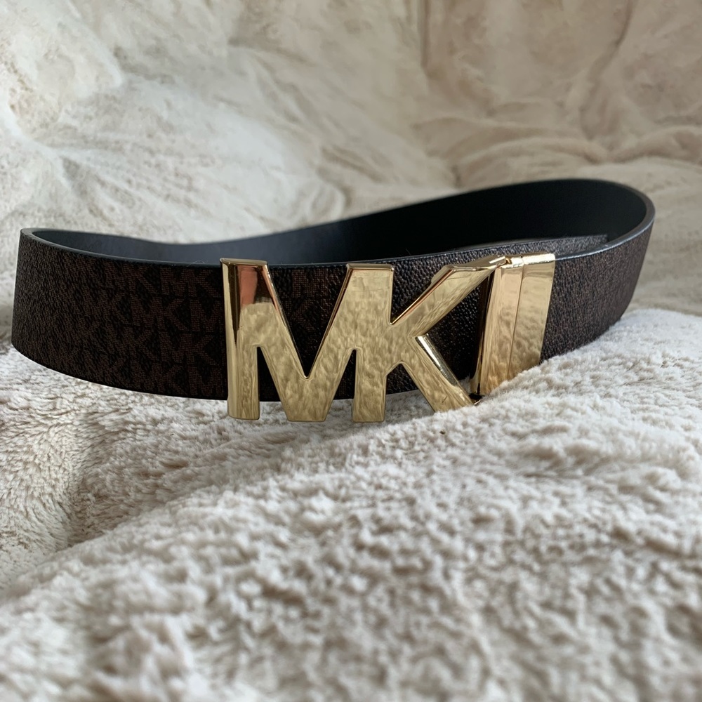 COPY - Michael Kors Reversible Belt - Size Large